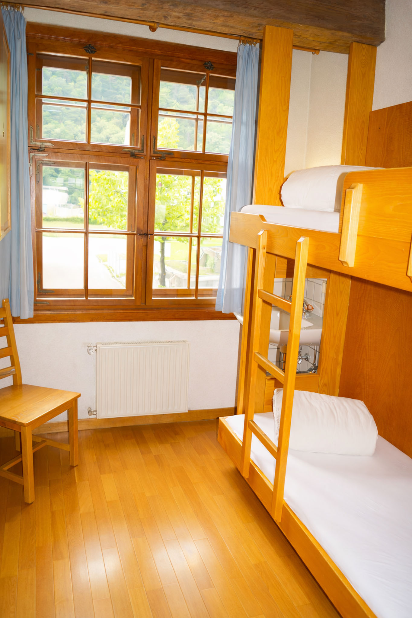 Zimmer Nummer 201 für 4 Personen mit 2 Stockbetten im zweiten Stock